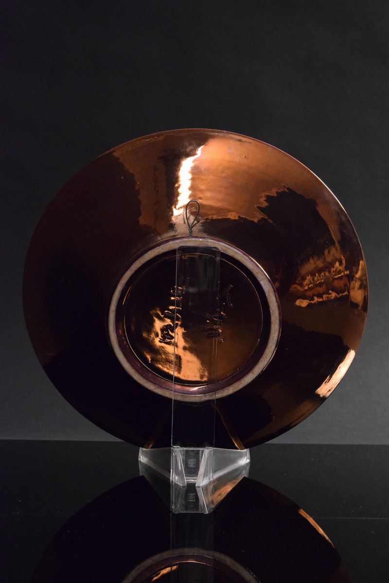 Grande piatto a motivi informali