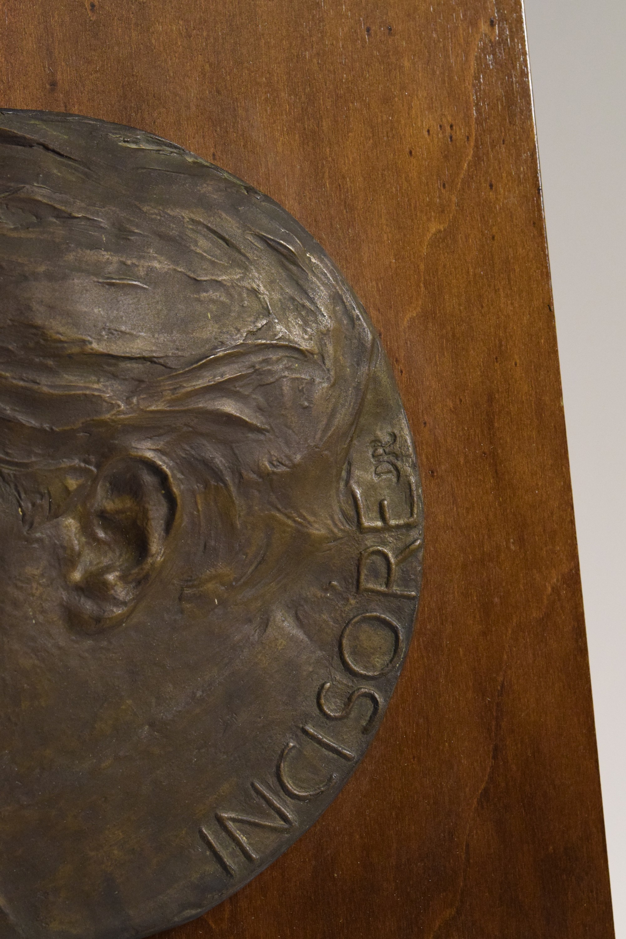 Medaglione per Francesco Nonni