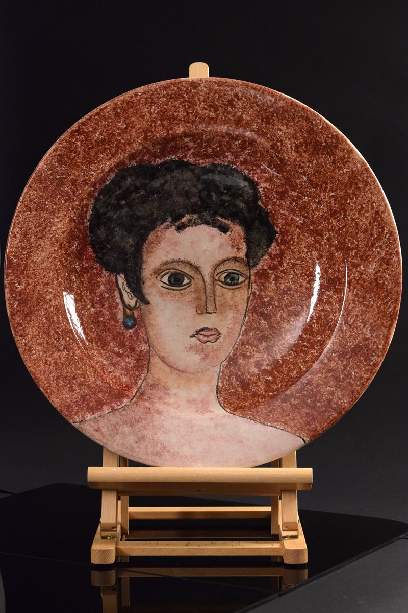 Donna con l'orecchino