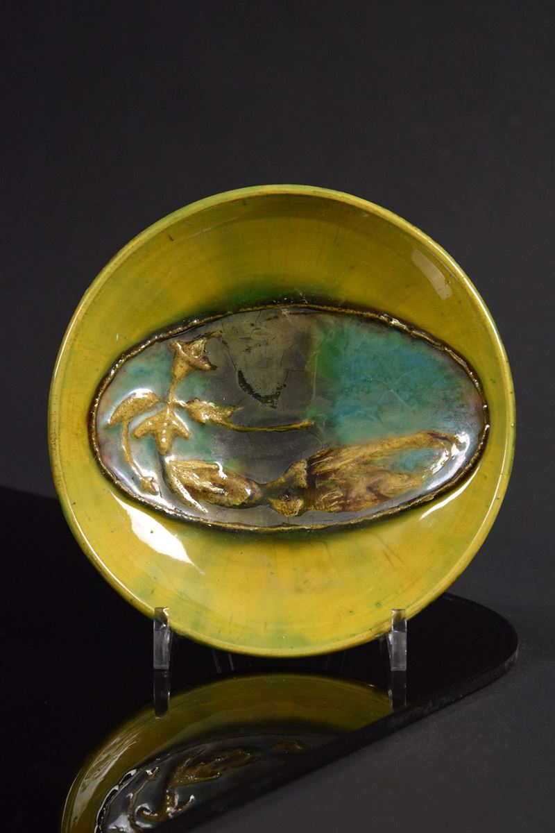 Ciotola con figura stilizzata