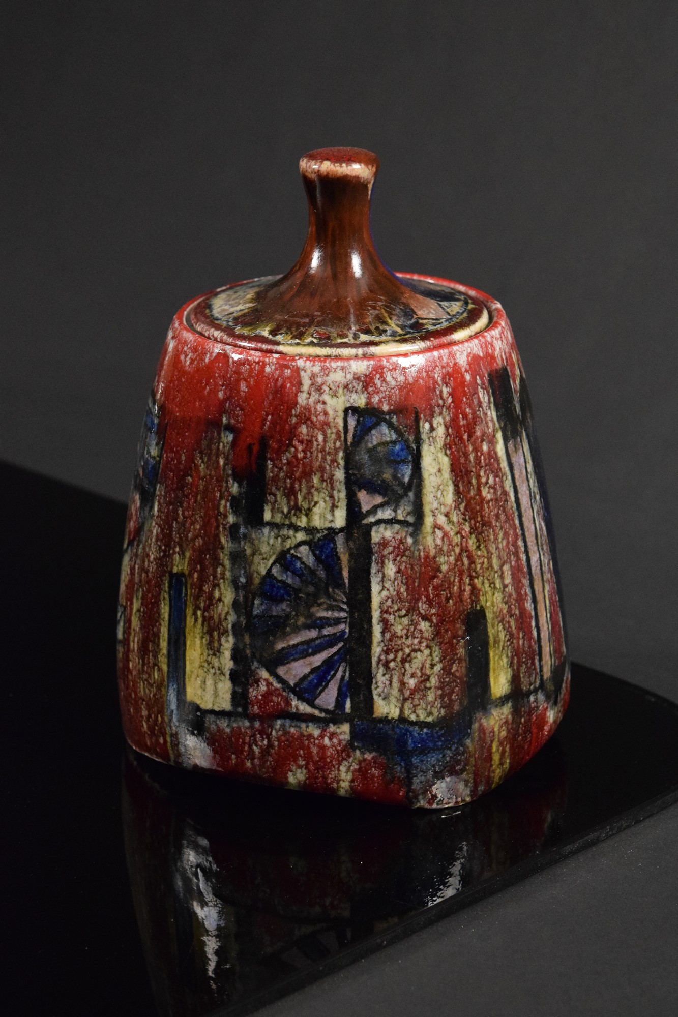 Scatola con coperchio