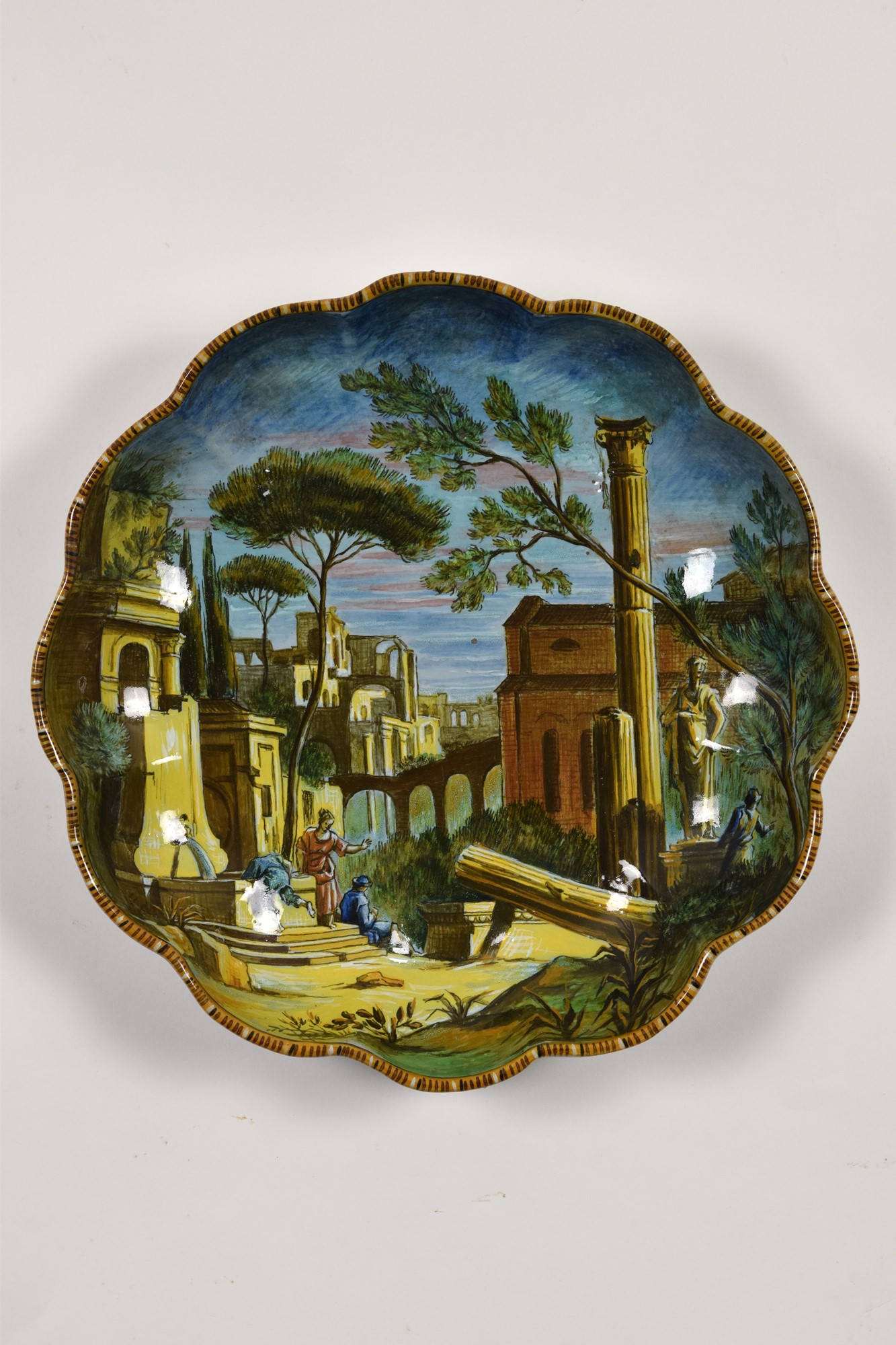 Coppia di crespine istoriate