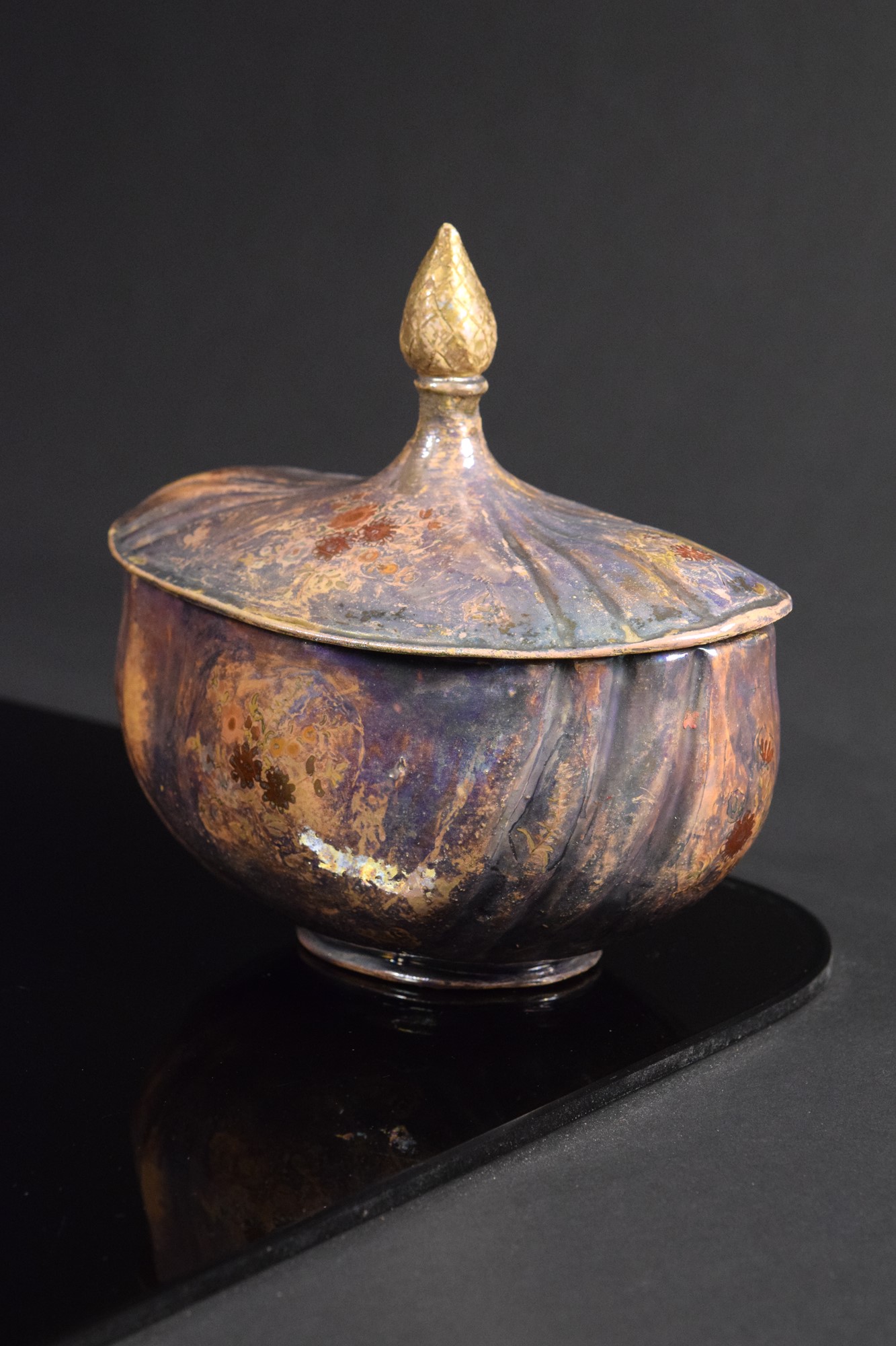 Scatola con coperchio