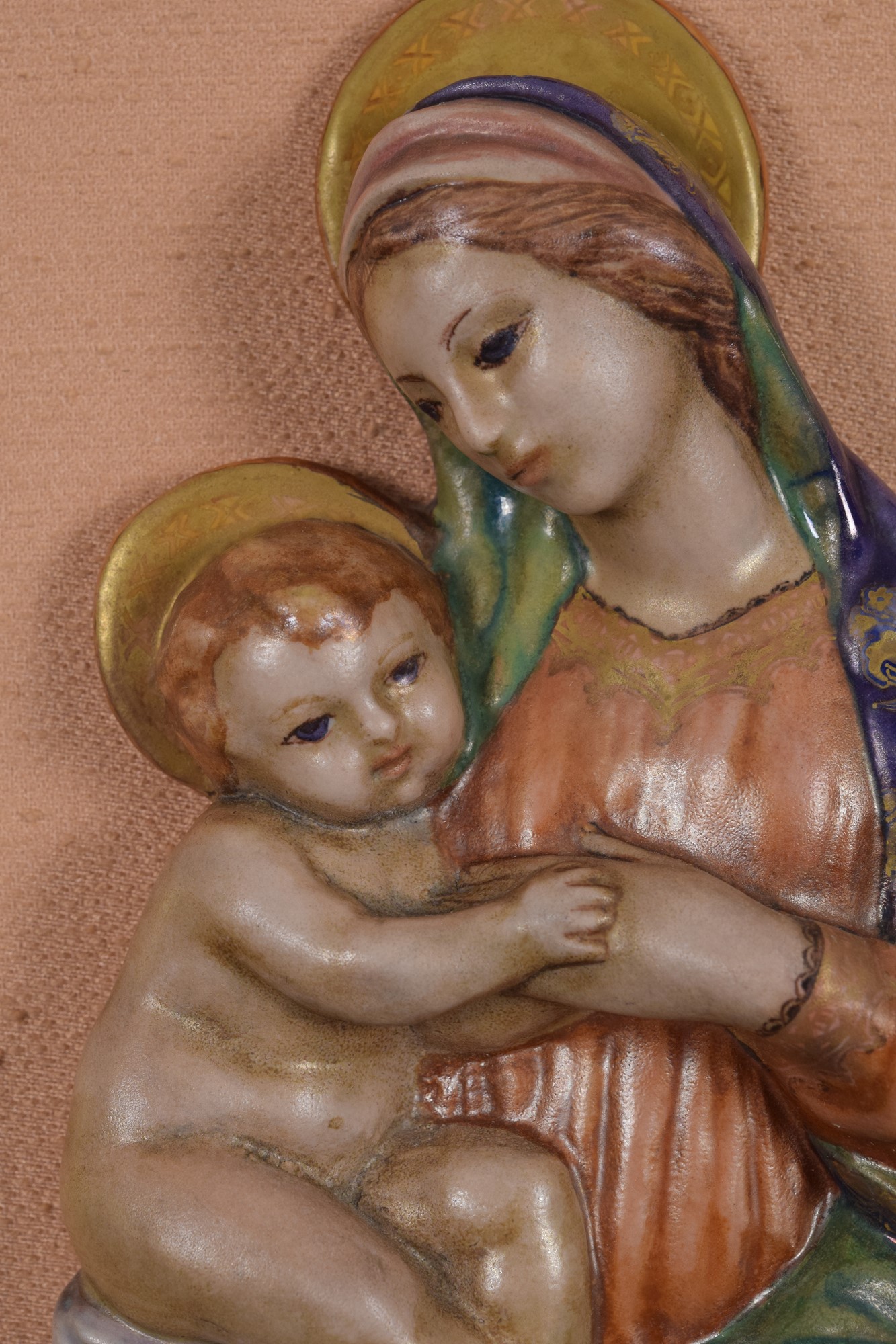 Madonna on Bambino