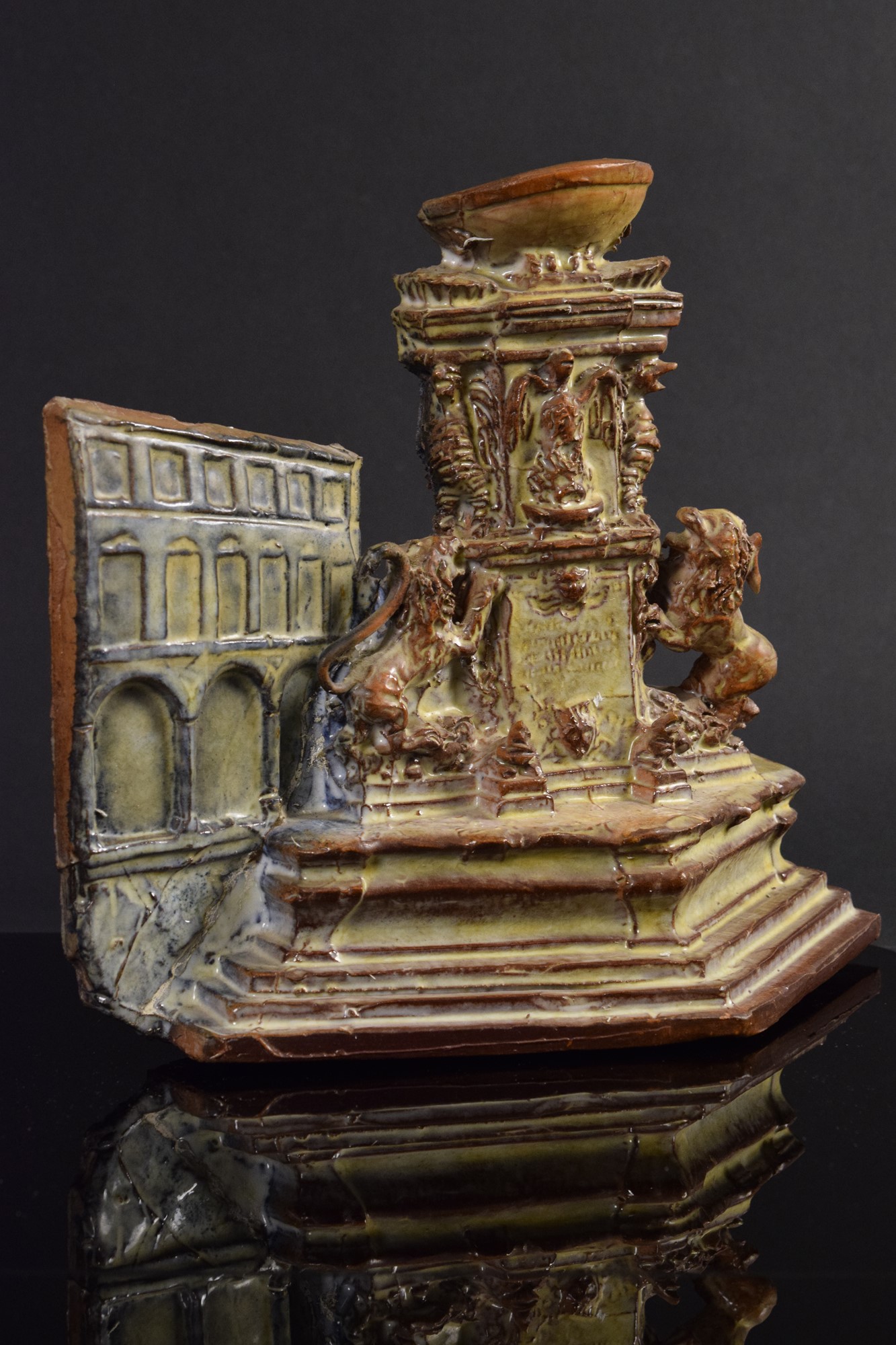 Fontana Monumentale della Piazza di Faenza