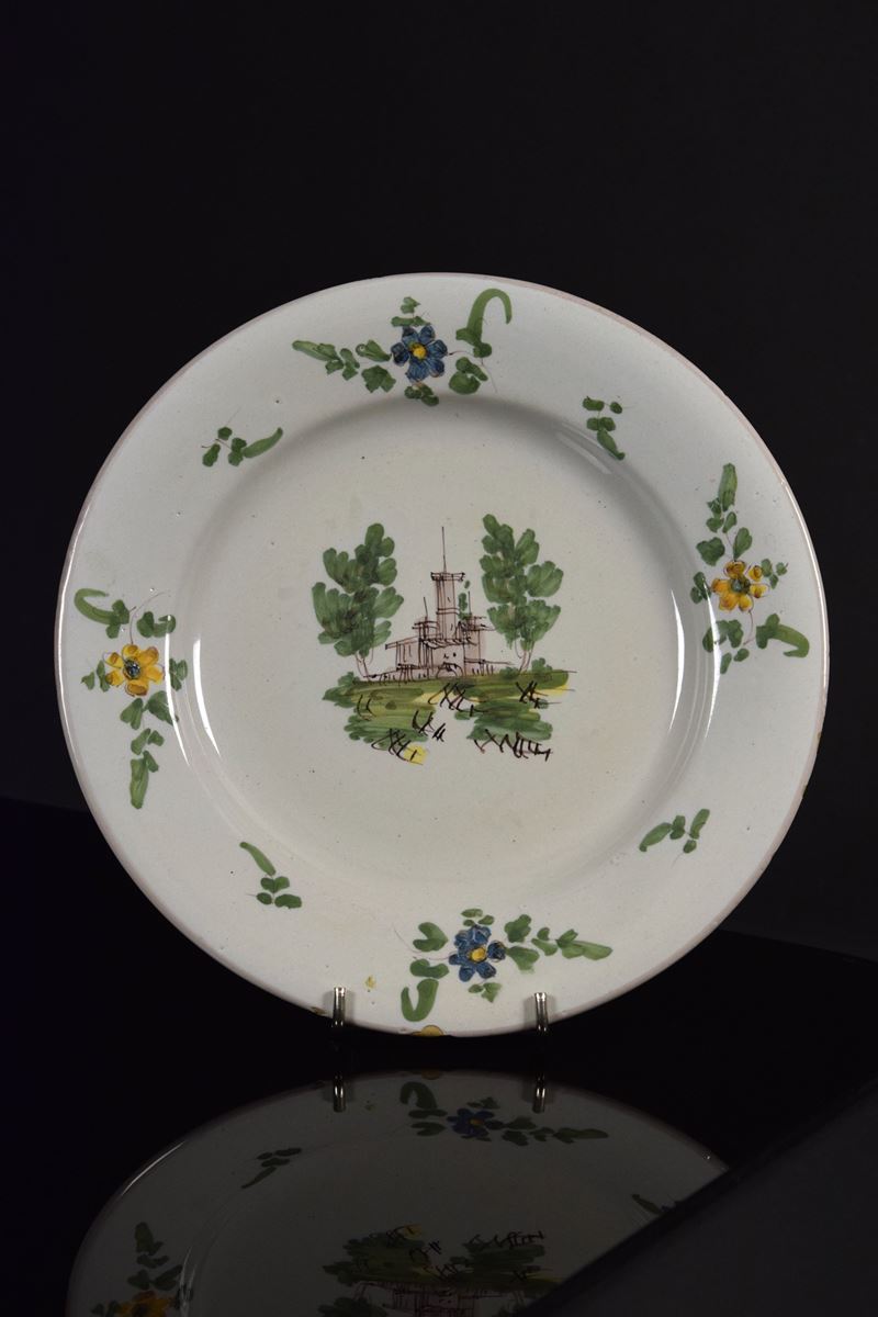Fabbrica Ferniani - Piatto con decoro a “castelletto” (paesino), ceramica policroma