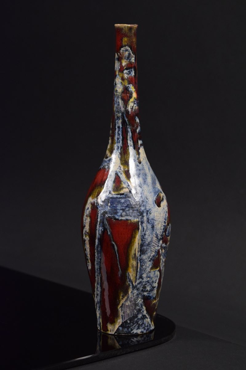 Carlo Zauli - Vaso bottiglia in ceramica policroma a fondo rosso al selenio