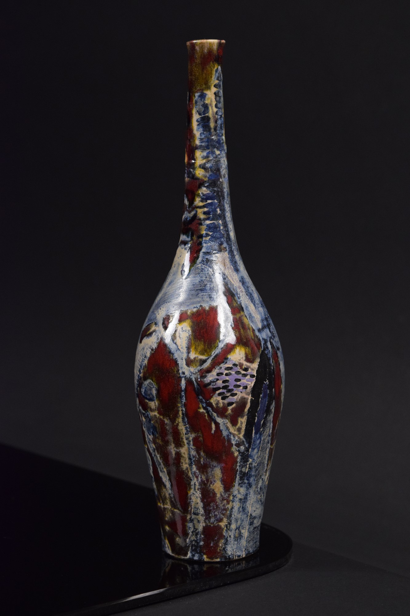 Carlo Zauli - Vaso bottiglia in ceramica policroma a fondo rosso al selenio