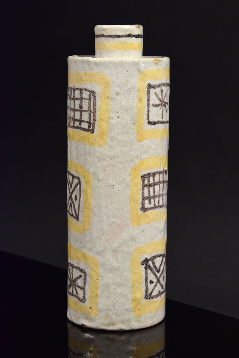 Guerrino Tramonti - Vaso cilindrico in ceramica policroma a decori geometrici