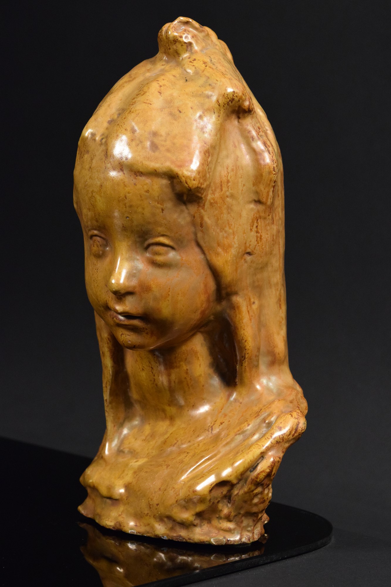 Busto di ragazza