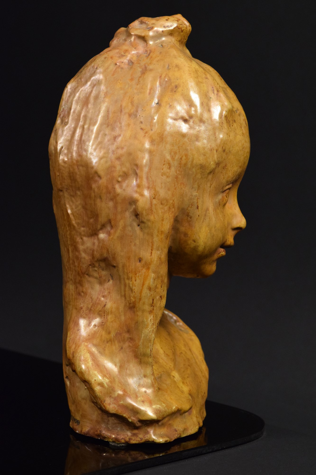 Busto di ragazza