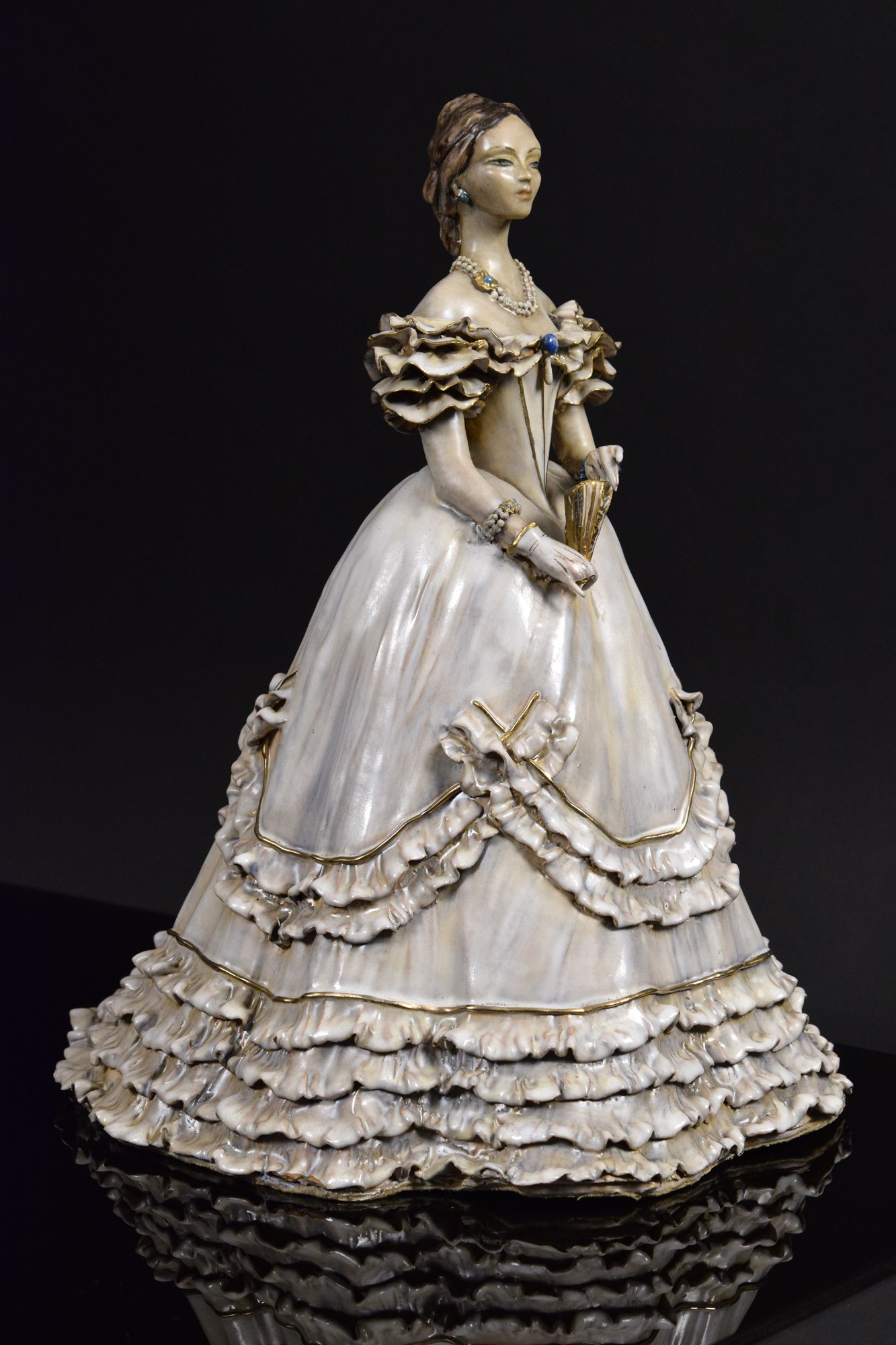 Marisa Moroni - Dama in ceramica policroma