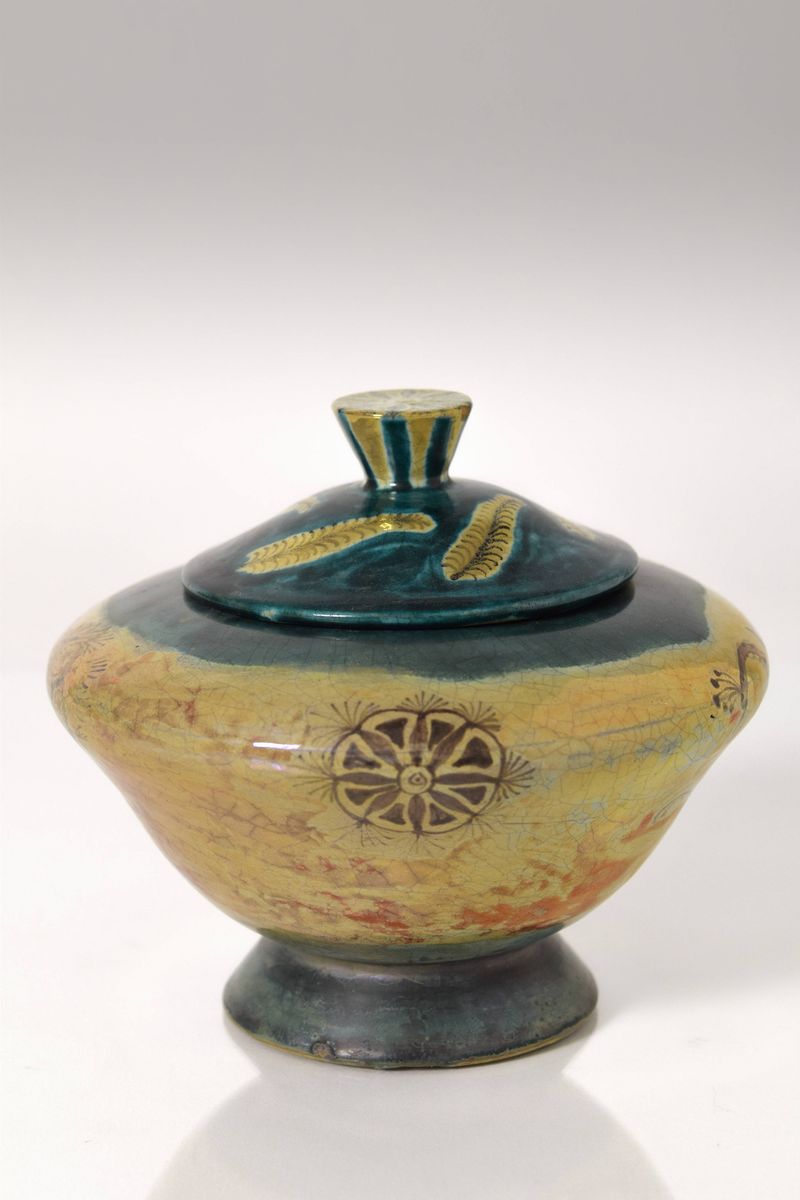 Vasetto con coperchio