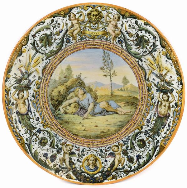 Societ&#224; Achille Farina &amp; C. - Raro piatto da parata, Faenza, seconda metà del XIX secolo