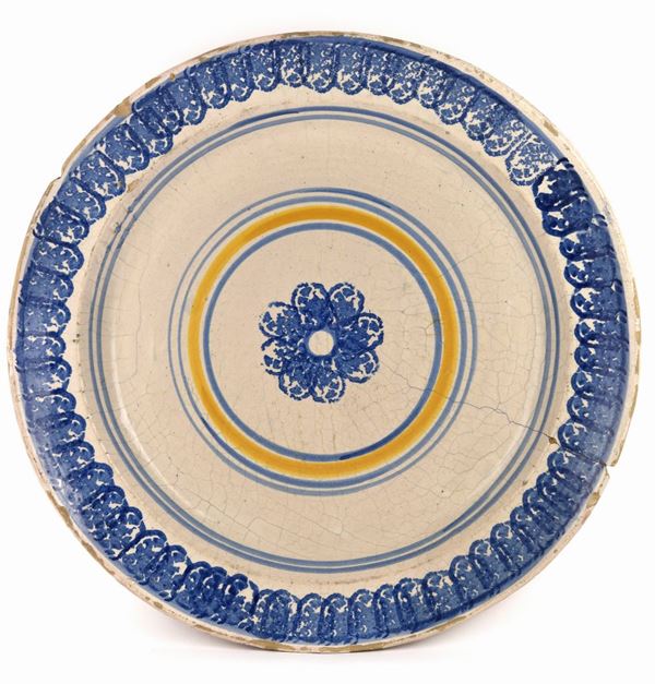 Grande piatto, Campania, XIX secolo