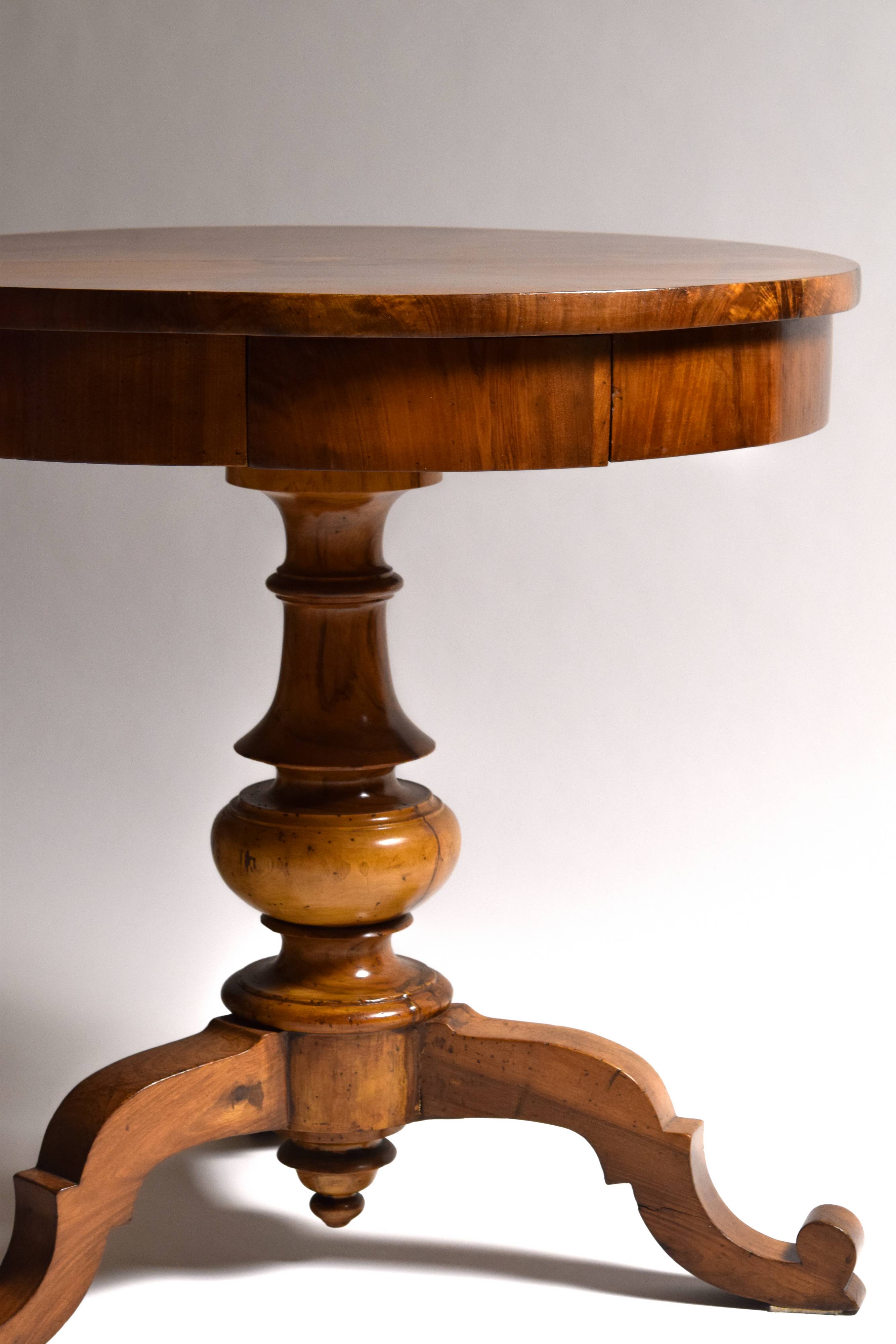 Tavolino tondo, Faenza, XIX secolo