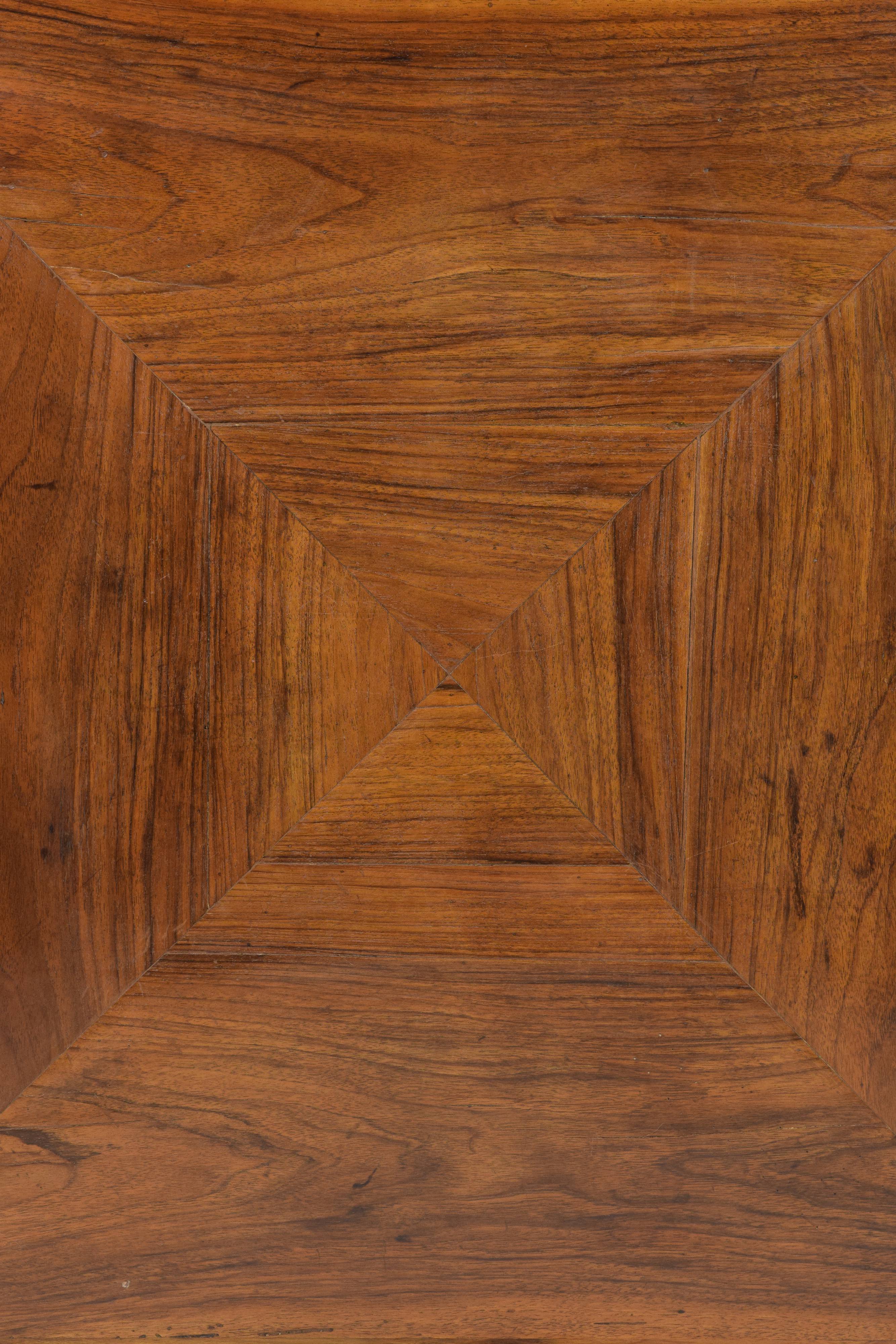 Tavolino da gioco, inizio XIX secolo